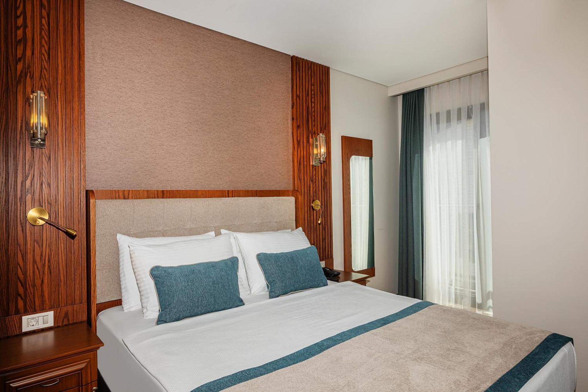 Azade Hotel Istambul Exterior foto