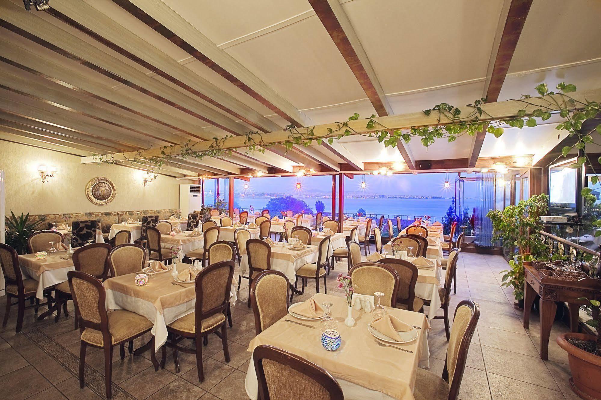 Azade Hotel Istambul Exterior foto